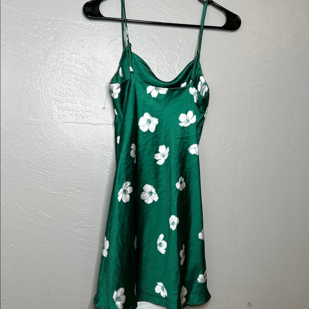 Princess Poly Green Slip Dress NEW Satin Mini Floral Strapless dress Size 0 & 2 - Picture 2 of 5